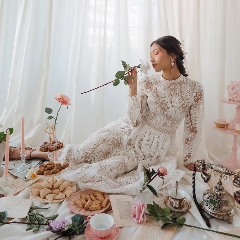 Ivy City Co Naples Dress Size 2 🤍